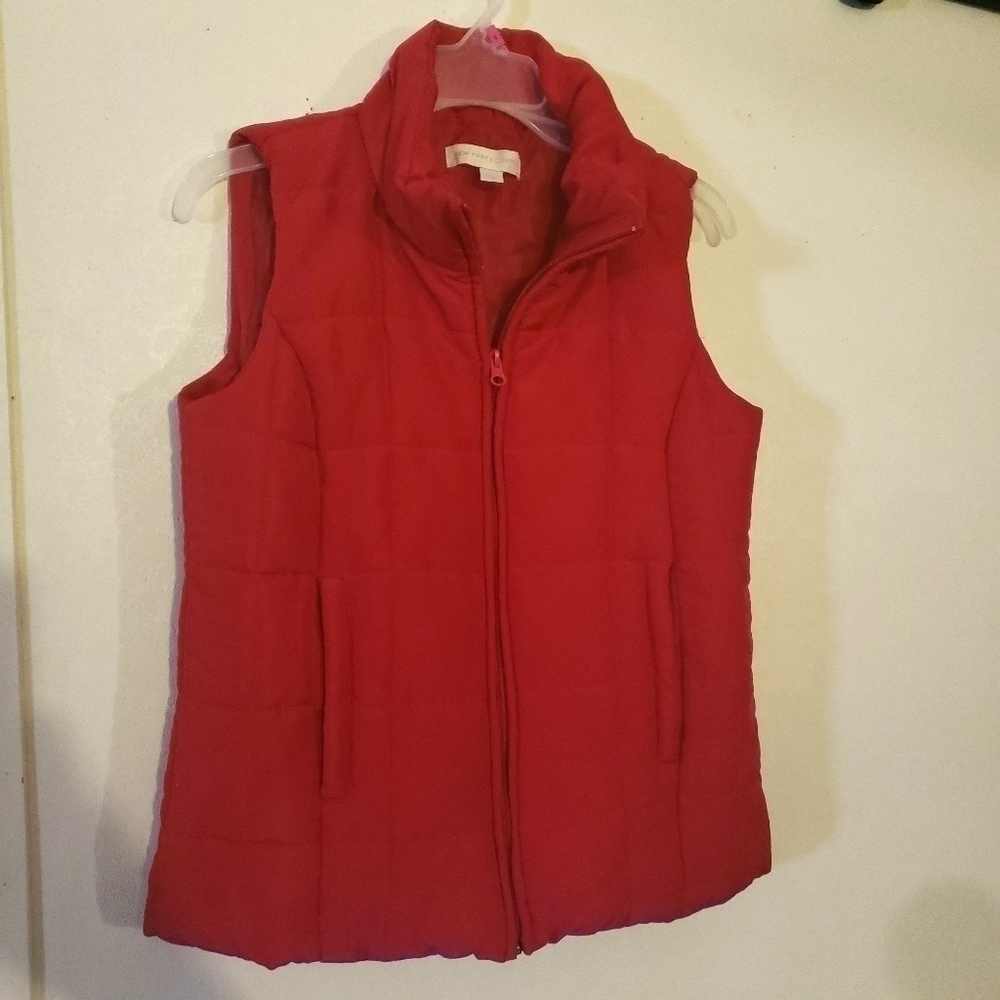 New York & Company Red Puffer Vest Zip Size XS
